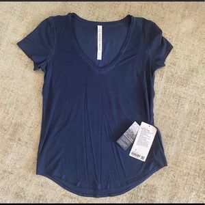 Lululemon Love Tee Fade V-Neck NWT
